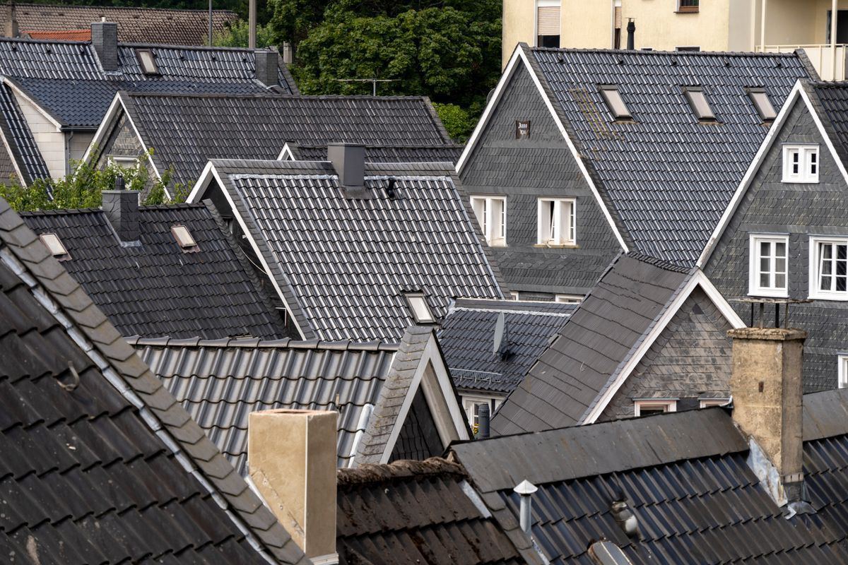 Sabrino Couverture, chantier de couvreur zingueur à Versailles